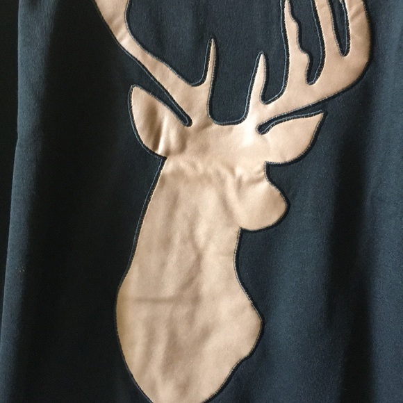 Graphic Print Pullover - Picture 7 of 7